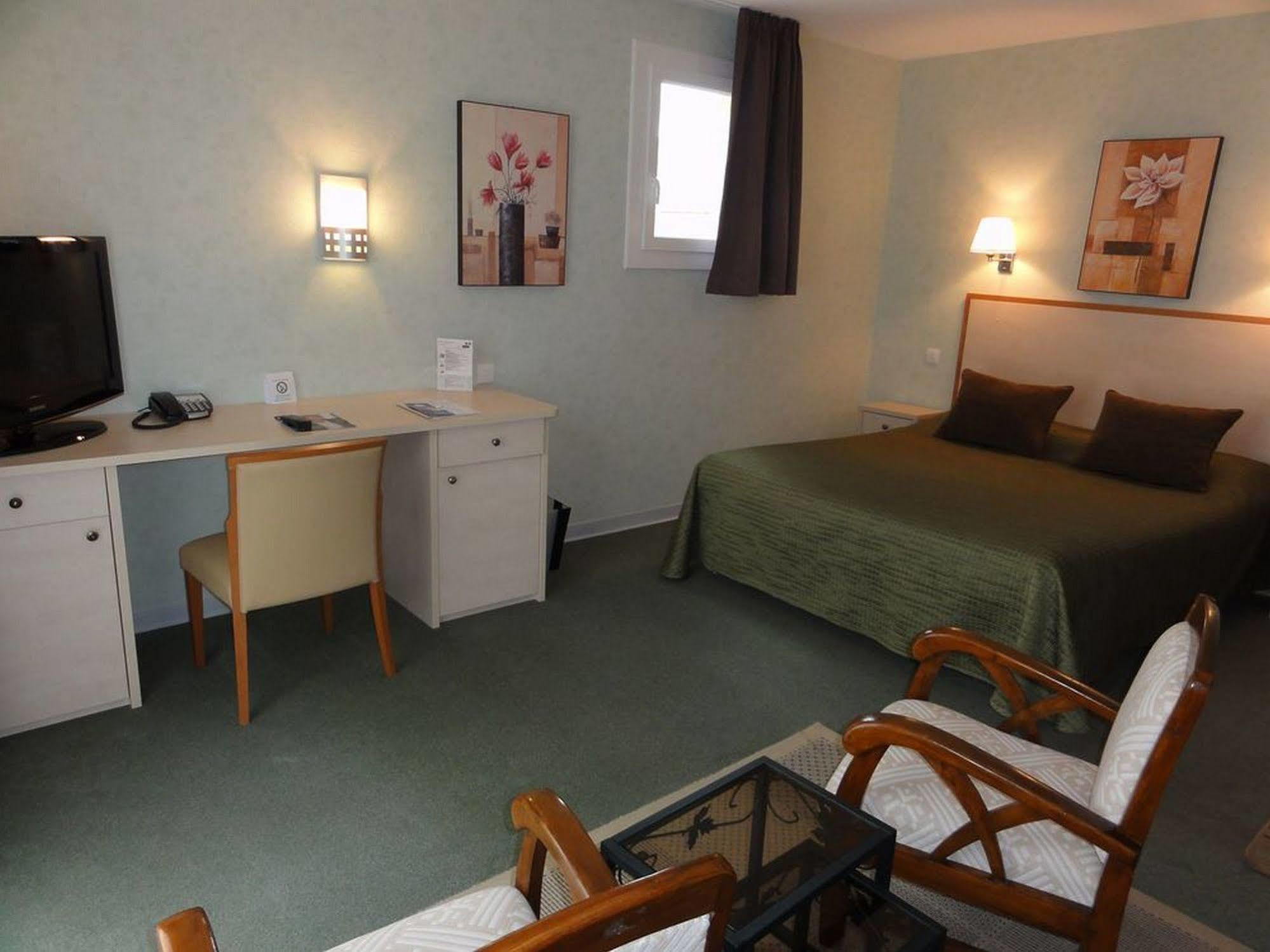 Hotel Princess Верне-ле-Бен Екстериор снимка