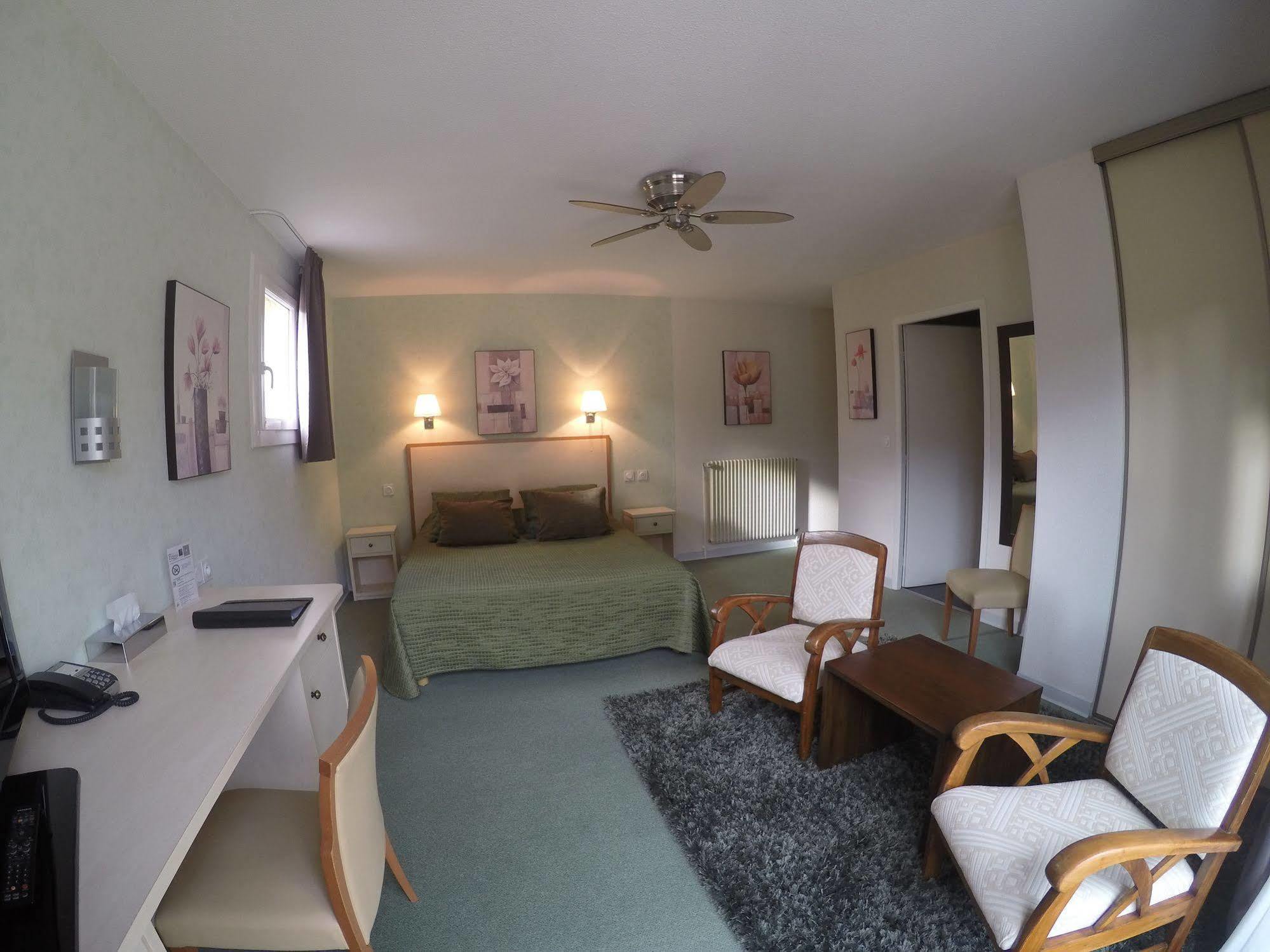 Hotel Princess Верне-ле-Бен Екстериор снимка